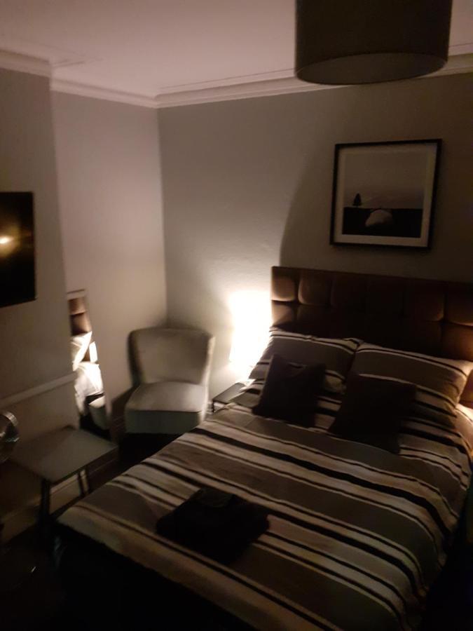 Caversham Lodge Ρίντινγκ Εξωτερικό φωτογραφία
