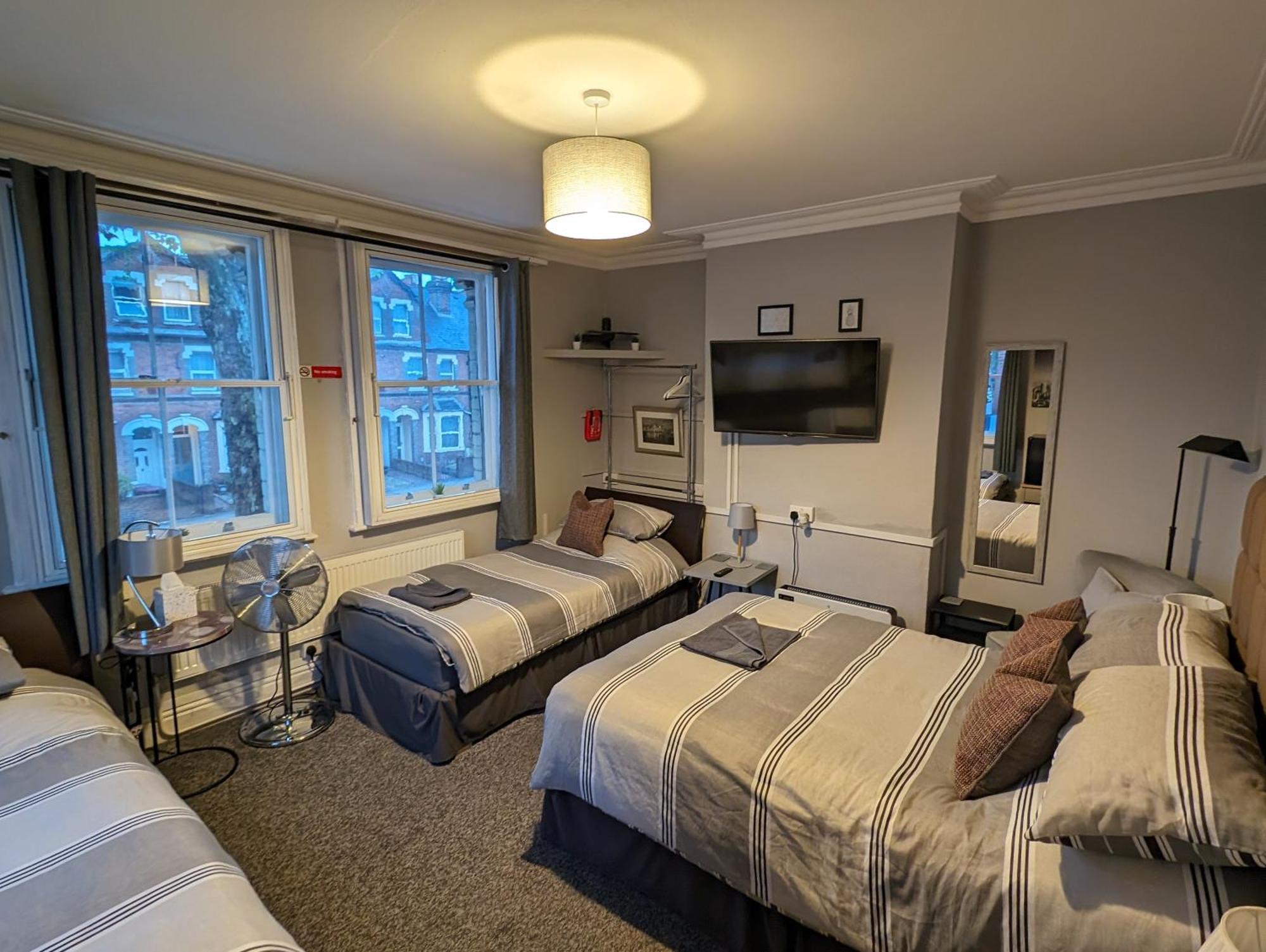 Caversham Lodge Ρίντινγκ Εξωτερικό φωτογραφία